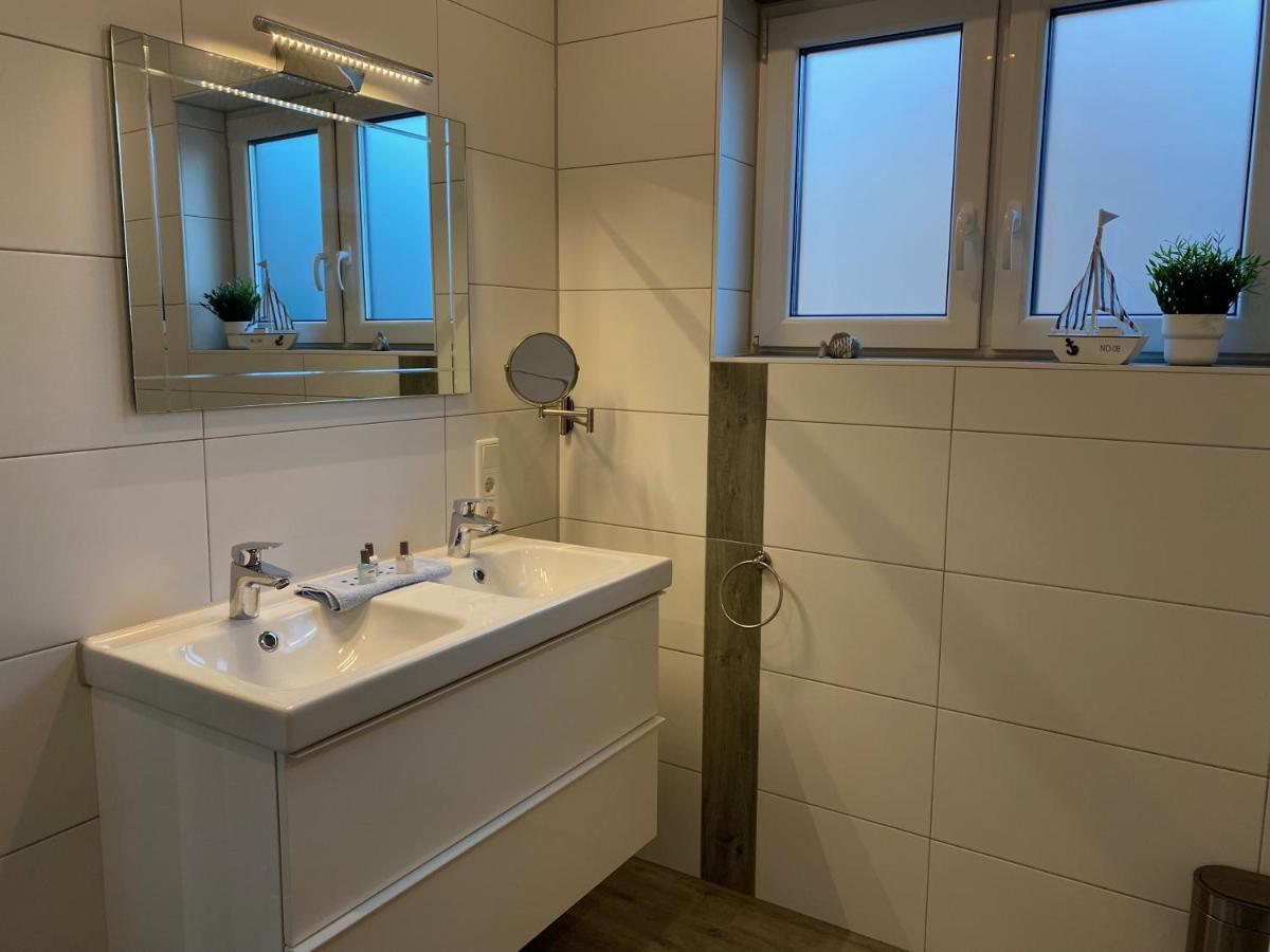 Apartament Haus Pirola Esens Zewnętrze zdjęcie