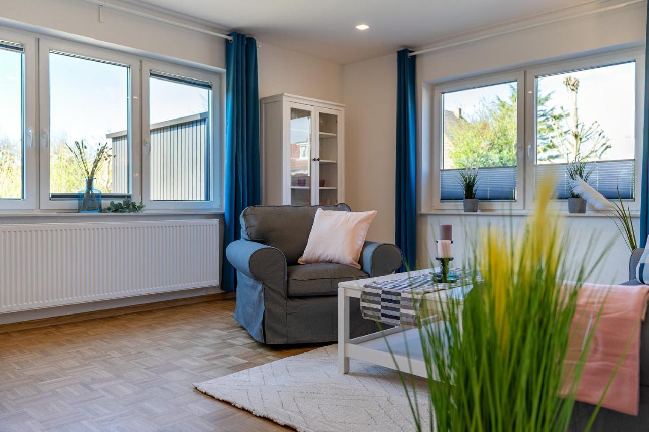 Apartament Haus Pirola Esens Zewnętrze zdjęcie